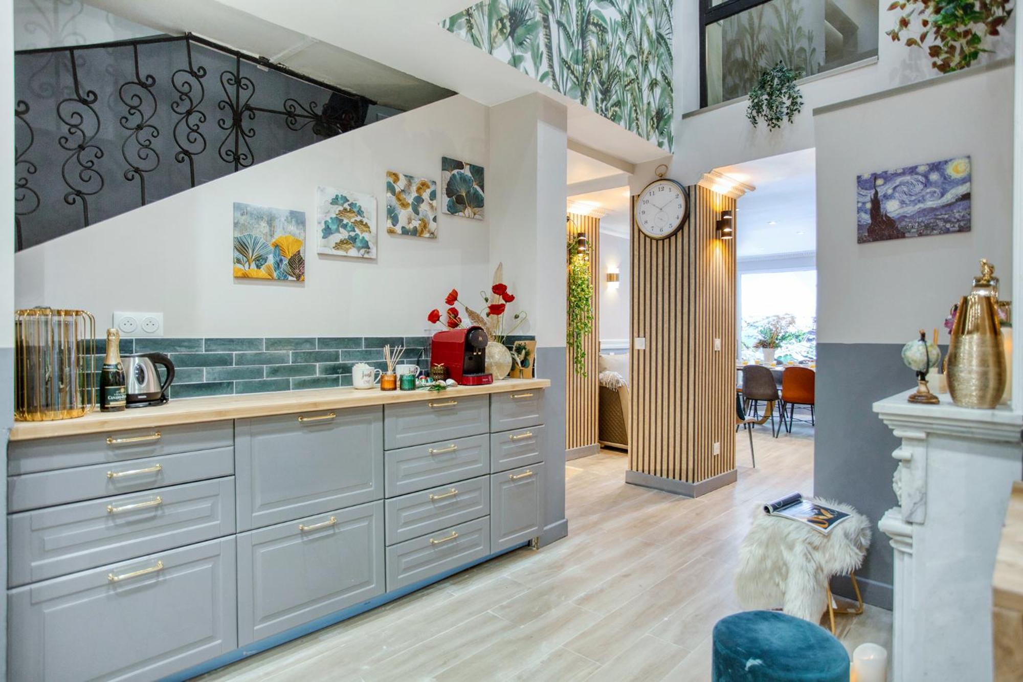 Elegant Triplex In Paris - Ideal For 10 - Aircon Exteriör bild