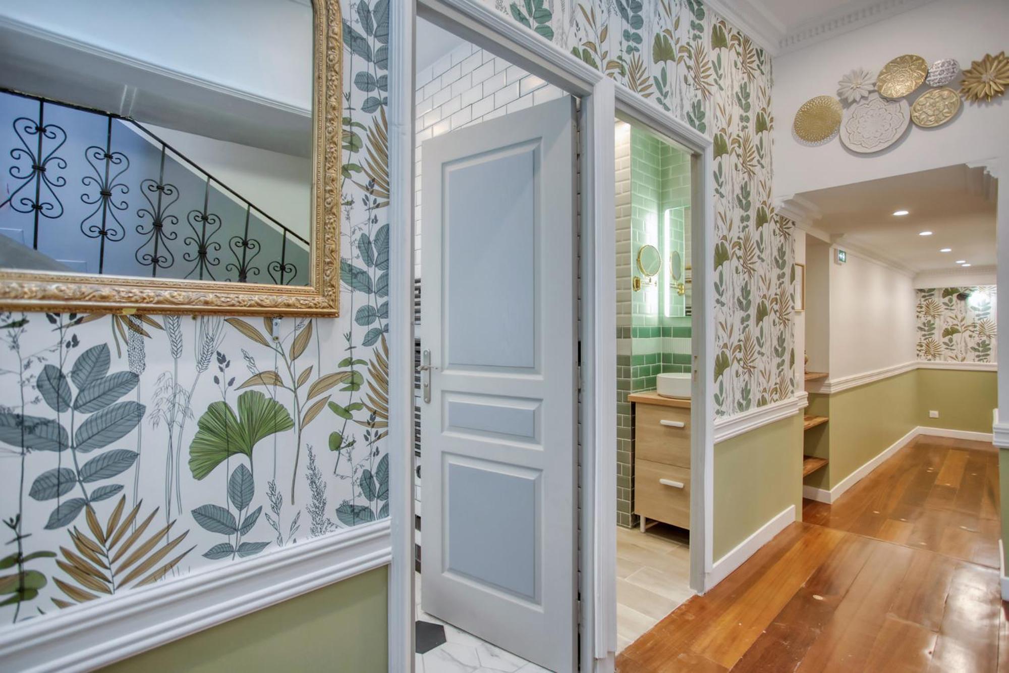 Elegant Triplex In Paris - Ideal For 10 - Aircon Exteriör bild